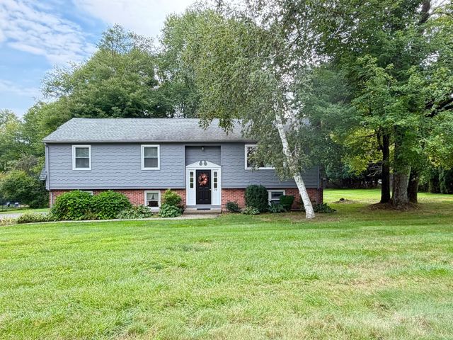 79 Porter Rd, East Longmeadow, MA 01028