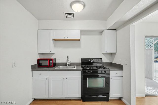 3968 Visby Lane, Las Vegas, NV 89119