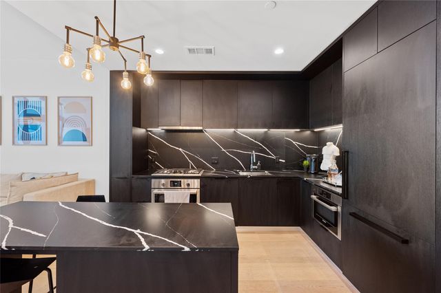 44 East Ave 1404, Austin, TX 78701