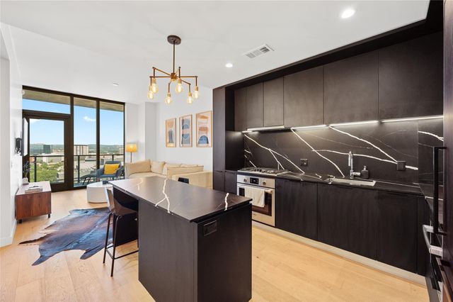 44 East Ave 1404, Austin, TX 78701