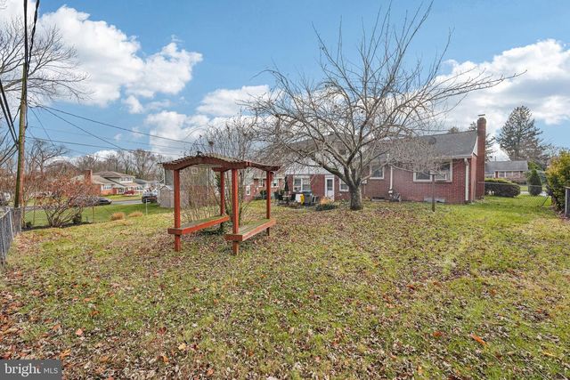 2623 BARDELL DR, Wilmington, DE 19808