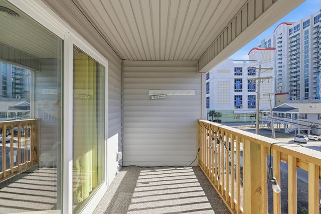 2001 Spring St Unit H2, North Myrtle Beach, SC 29582