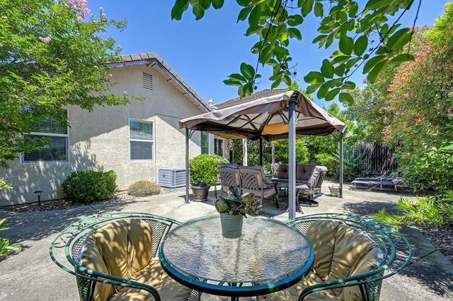 216 Needle Ct, Roseville, CA 95678