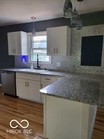 12609 Markay Drive, Fishers, IN 46038