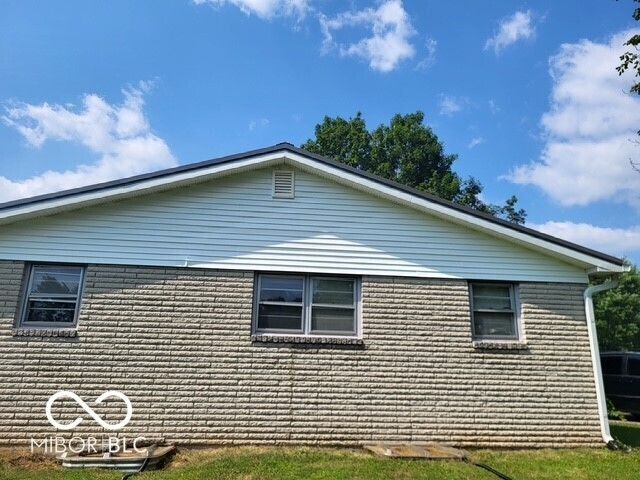12609 Markay Drive, Fishers, IN 46038