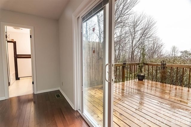 120 Breckenridge Court, Hendersonville, NC 28739