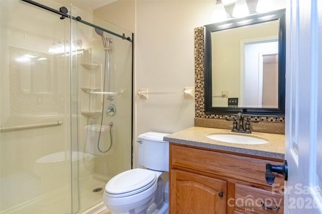 120 Breckenridge Court, Hendersonville, NC 28739