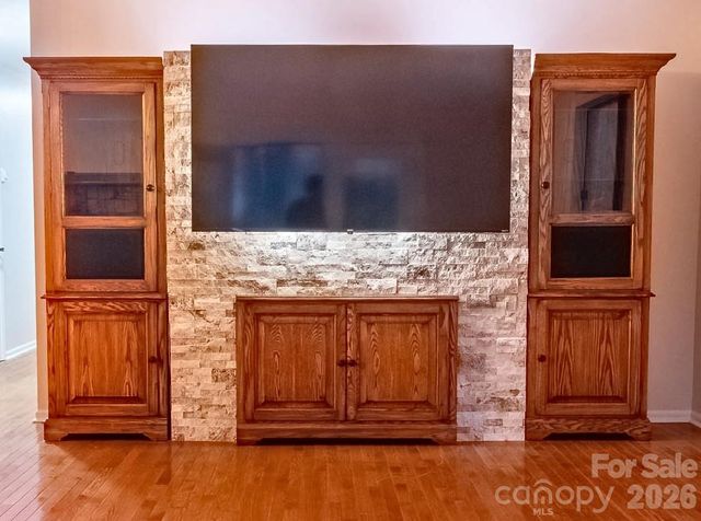 120 Breckenridge Court, Hendersonville, NC 28739