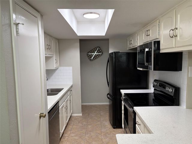 14555 Wunderlich Drive 2201, Houston, TX 77069