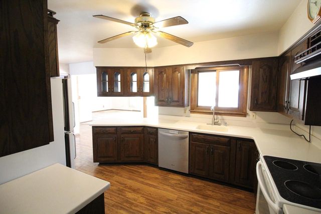 W153N9972 Neptune DRIVE, Germantown, WI 53022