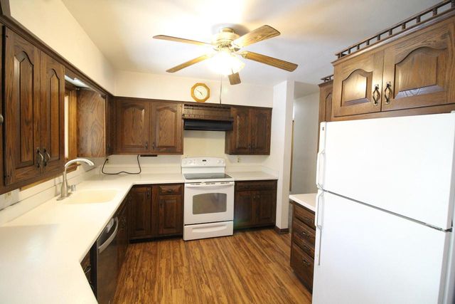 W153N9972 Neptune DRIVE, Germantown, WI 53022