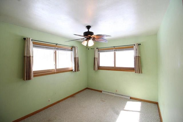 W153N9972 Neptune DRIVE, Germantown, WI 53022