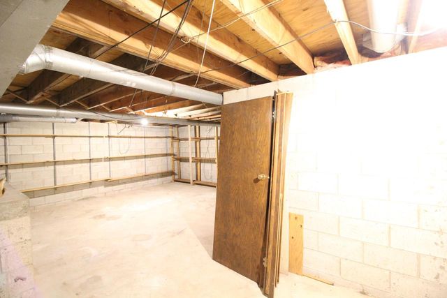 W153N9972 Neptune DRIVE, Germantown, WI 53022