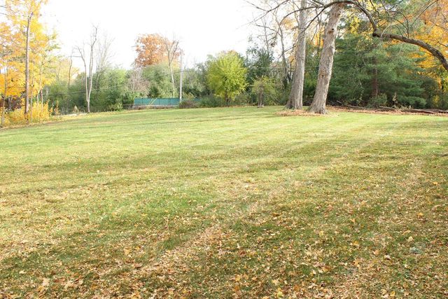 W153N9972 Neptune DRIVE, Germantown, WI 53022