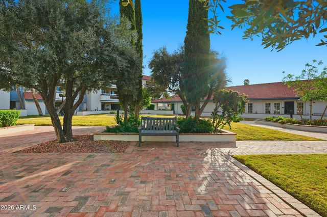 17404 N 99TH Avenue 106, Sun City, AZ 85373