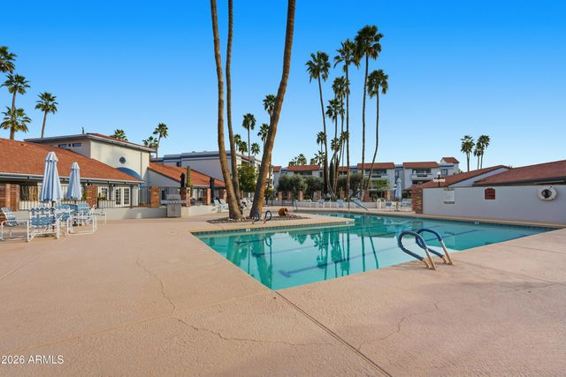 17404 N 99TH Avenue 106, Sun City, AZ 85373