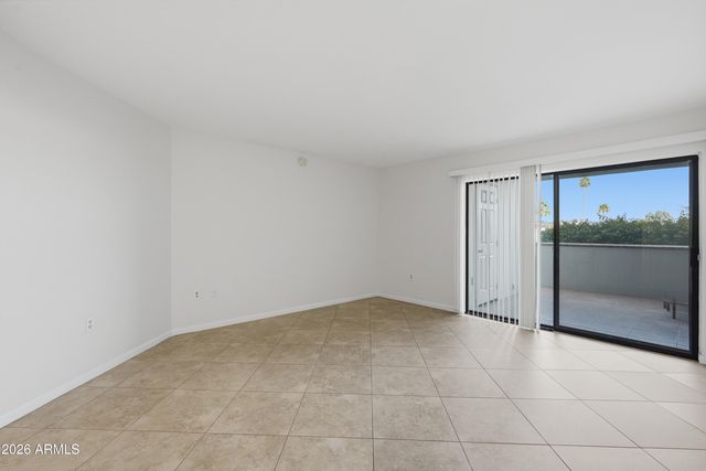 17404 N 99TH Avenue 106, Sun City, AZ 85373