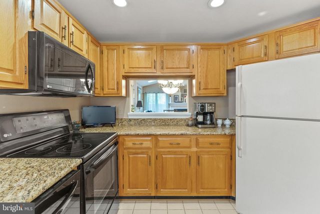 7554 CROSS GATE LN, Alexandria, VA 22315