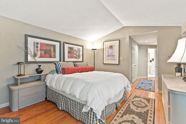 7554 CROSS GATE LN, Alexandria, VA 22315