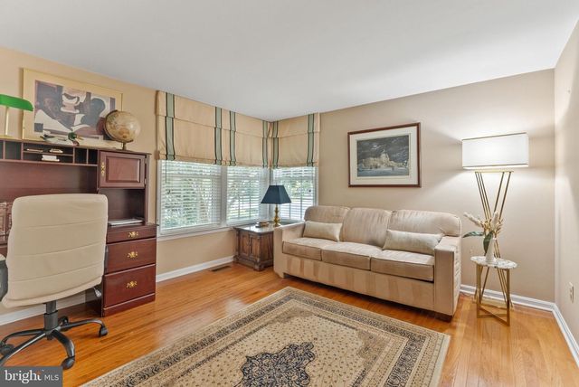7554 CROSS GATE LN, Alexandria, VA 22315