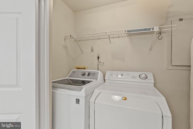 7554 CROSS GATE LN, Alexandria, VA 22315