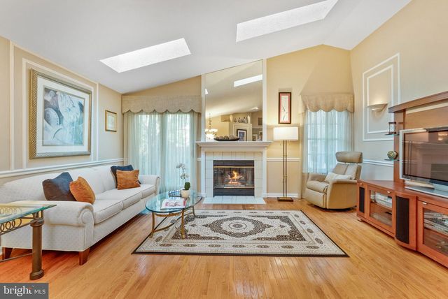 7554 CROSS GATE LN, Alexandria, VA 22315
