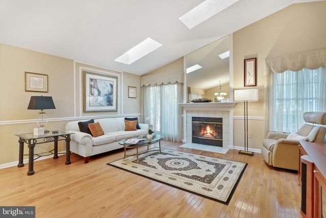 7554 CROSS GATE LN, Alexandria, VA 22315