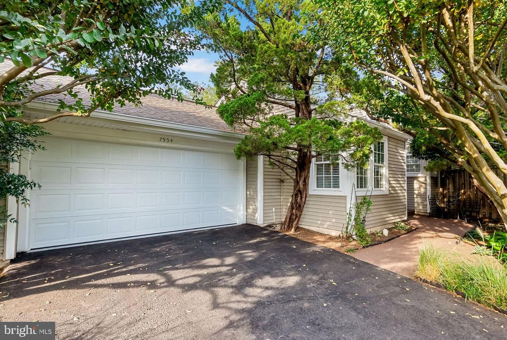 7554 CROSS GATE LN, Alexandria, VA 22315
