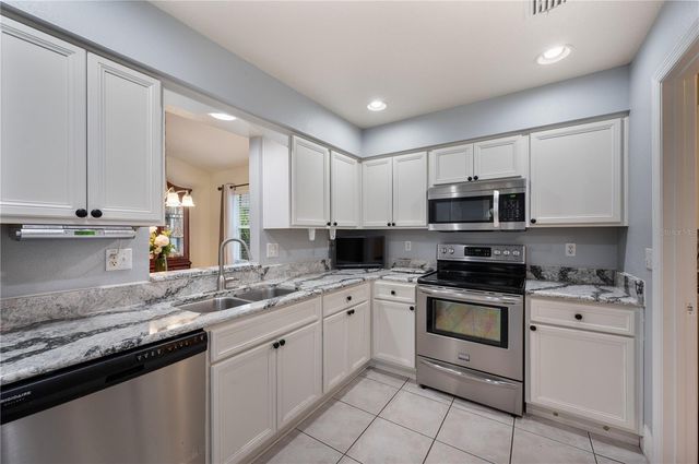 2152 STONEY POINTE DRIVE, Lakeland, FL 33813