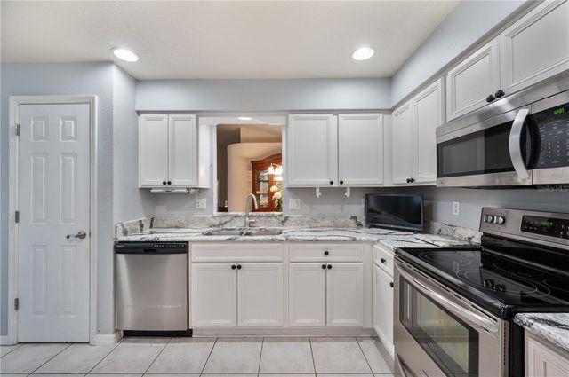2152 STONEY POINTE DRIVE, Lakeland, FL 33813