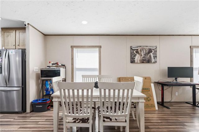 121 Sweetbriar Road, Thomasville, NC 27360