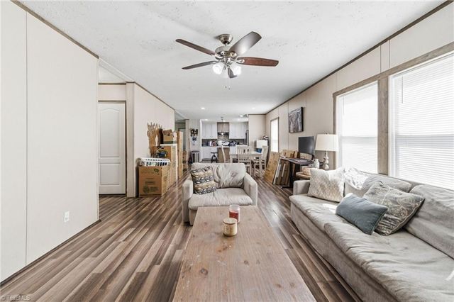 121 Sweetbriar Road, Thomasville, NC 27360