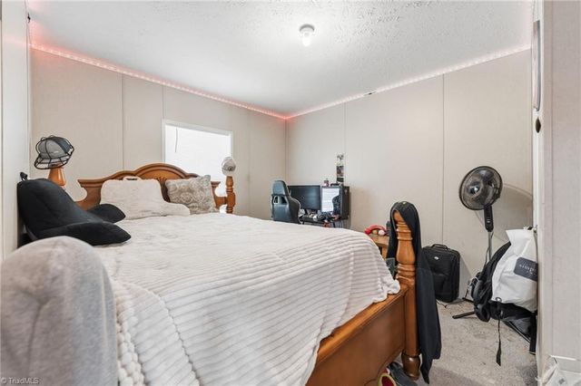 121 Sweetbriar Road, Thomasville, NC 27360