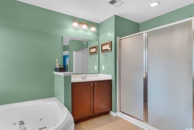 60 Summerlight Dr., Murrells Inlet, SC 29576