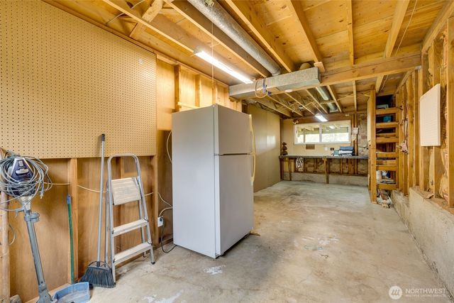16610 SE 24th Street, Bellevue, WA 98008