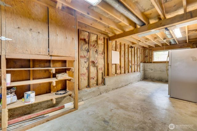 16610 SE 24th Street, Bellevue, WA 98008