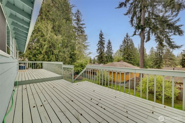 16610 SE 24th Street, Bellevue, WA 98008