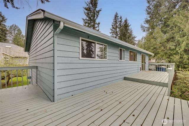 16610 SE 24th Street, Bellevue, WA 98008