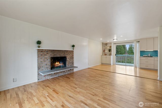 16610 SE 24th Street, Bellevue, WA 98008