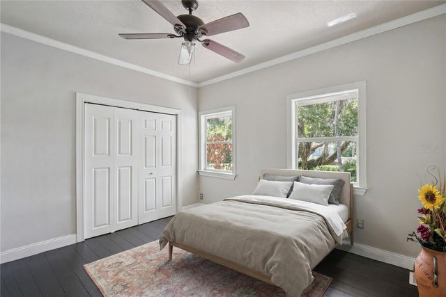 1048 N GRANDVIEW STREET, Mount Dora, FL 32757