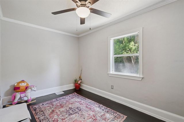 1048 N GRANDVIEW STREET, Mount Dora, FL 32757