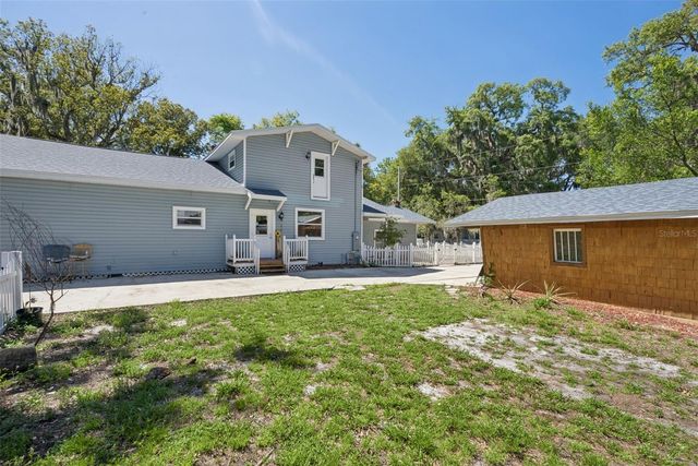 1048 N GRANDVIEW STREET, Mount Dora, FL 32757