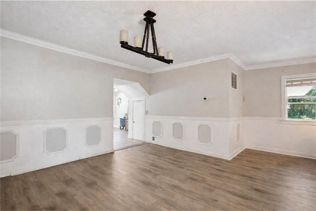 1048 N GRANDVIEW STREET, Mount Dora, FL 32757