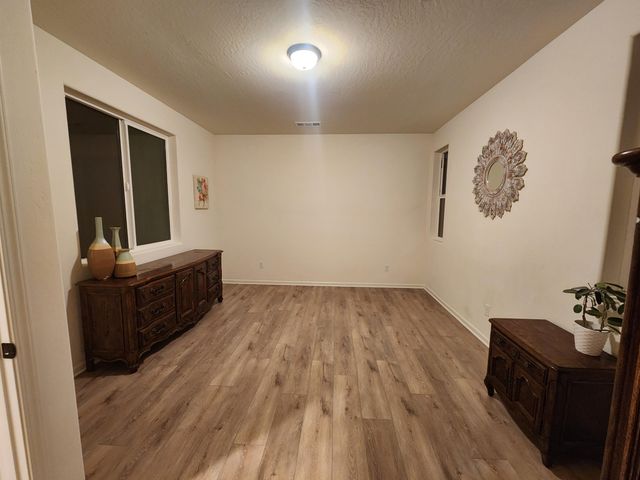 4036 W Rialto Avenue, Visalia, CA 93277