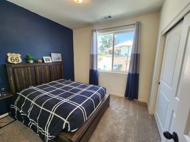 4036 W Rialto Avenue, Visalia, CA 93277