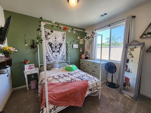 4036 W Rialto Avenue, Visalia, CA 93277