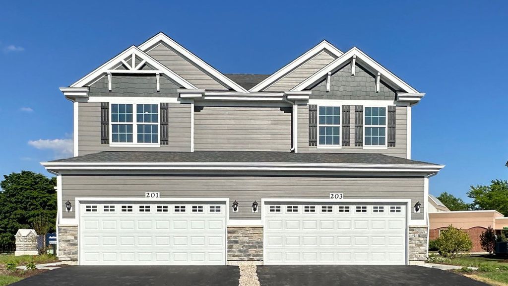 275 canal Drive, St. Charles, IL 60174