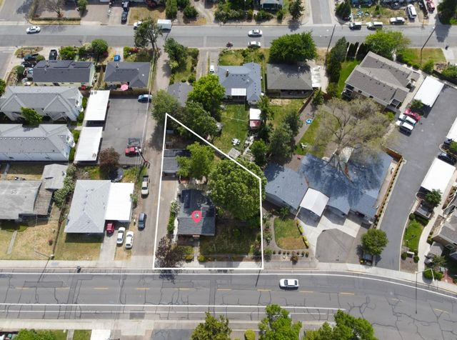 347 N 2nd Street, Central Point, OR 97502