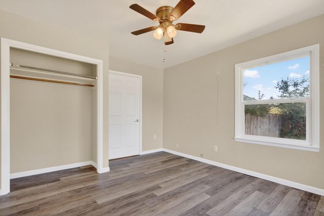 347 N 2nd Street, Central Point, OR 97502