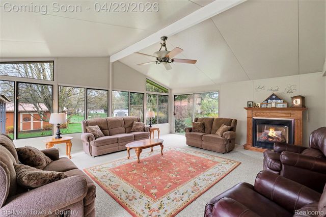 5163 Blossom Drive, Flushing Charter Township, MI 48433